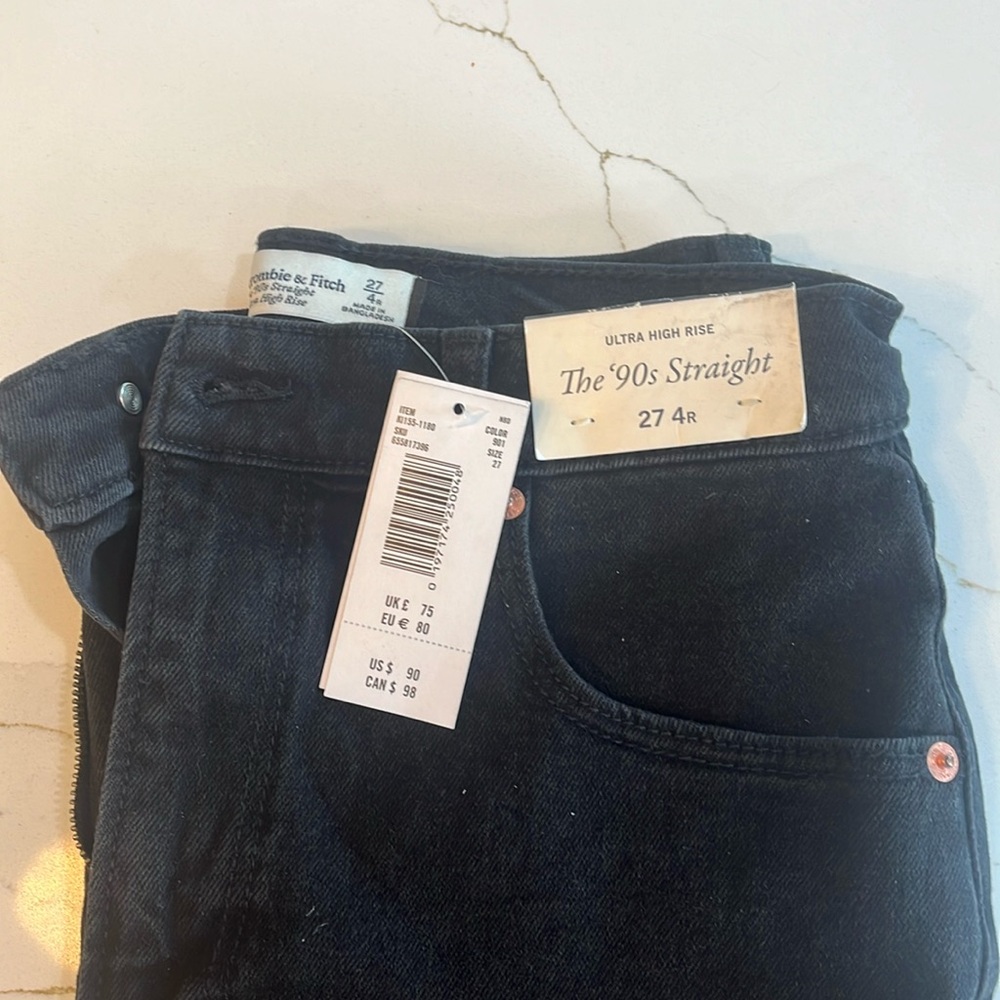 NWT 90s Straight Ultra High Rise 27 4R Abercrombie Jeans